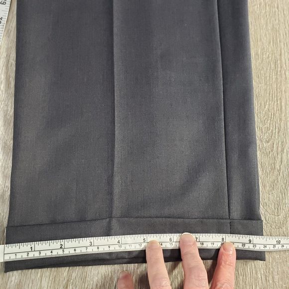 Lauren Ralph Lauren Dark Gray Cuffed, Pleated Mens Dress Slacks Size 40 W x 30 L - Picture 12 of 12